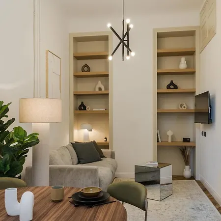 Casa Unica - Elegant With Balcony - Centrale 1 Milán